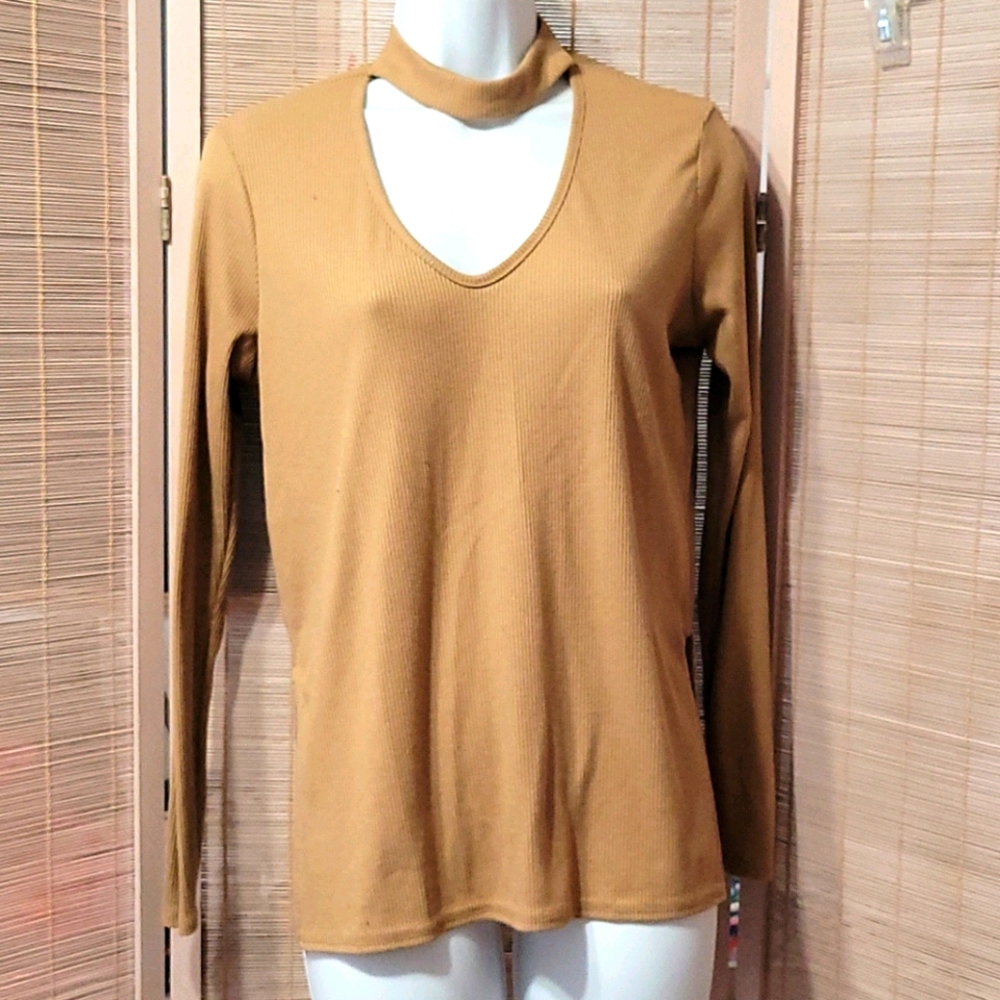 V-Neck ribbed womens sweater with side slit
